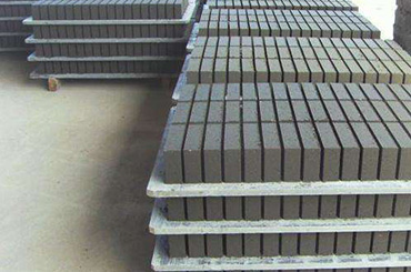 <a href=http://m.kanougroup.com.cn/ target=_blank class=infotextkey>免燒磚托板</a>