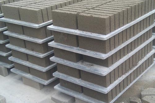 <a href=http://m.kanougroup.com.cn/zjtb/ target=_blank class=infotextkey>PVC磚機托板</a>廠家